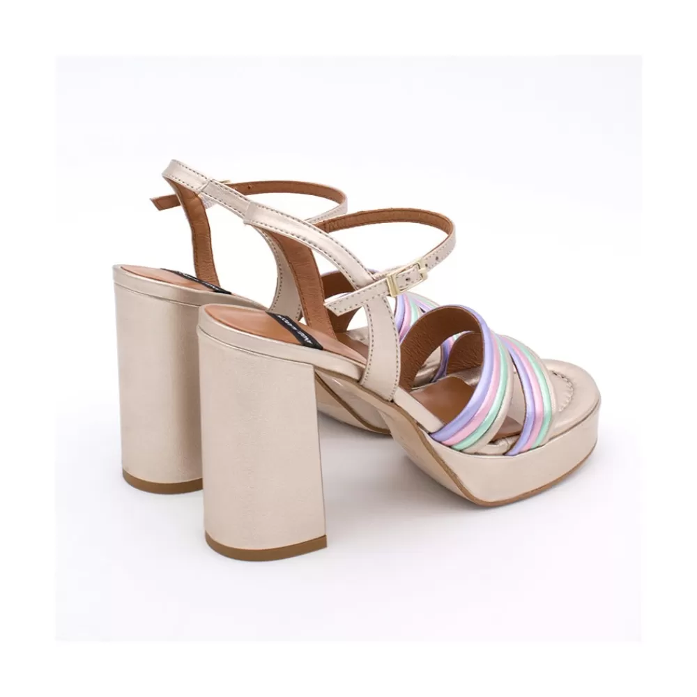 amber__sandalia_de_tiras_metalizadas_de_colores_con_tacon_ancho_y_plataforma_2.webp Mujer Ángel Alarcón Amber - Sandalia De Tiras Metalizadas De Colores Con Tacon Ancho Y Plataforma