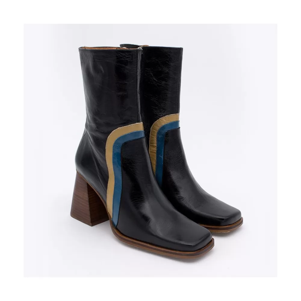 celine__botines_de_piel_con_adorno_de_color_3.webp Mujer Ángel Alarcón Celine - Botines De Piel Con Adorno De Color