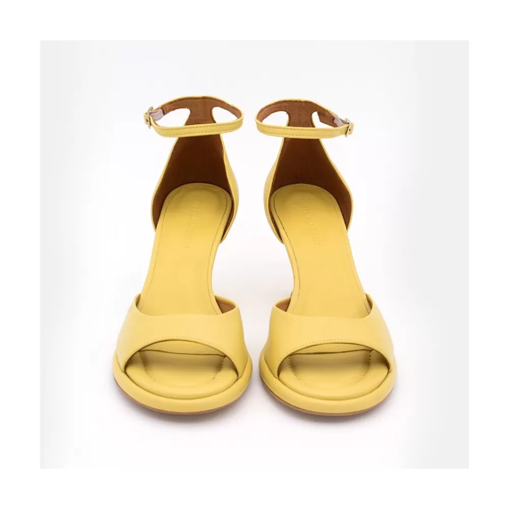 dennis__sandalia_dorsay_con_tacon_medio_de_diseno_conico_3-1.webp Mujer Ángel Alarcón Dennis - Sandalia D'Orsay Con Tacon Medio De Diseno Conico