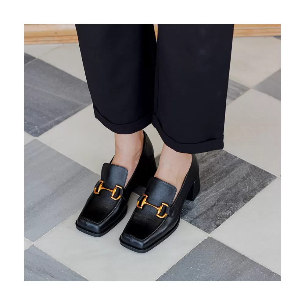 Mujer Ángel Alarcón Kiski - Mocasin De Piel Con Tacon Ancho Y Adorno Metalico