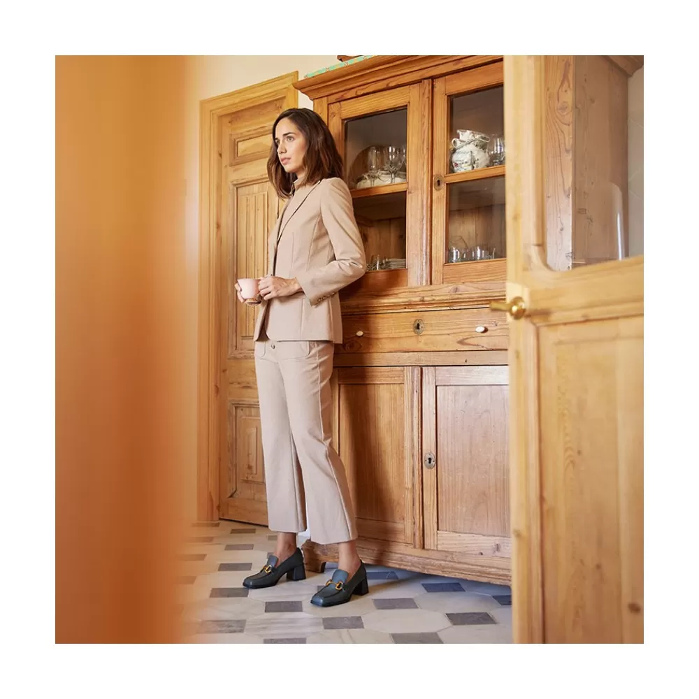 Mujer Ángel Alarcón Kiski - Mocasin De Piel Con Tacon Ancho Y Adorno Metalico