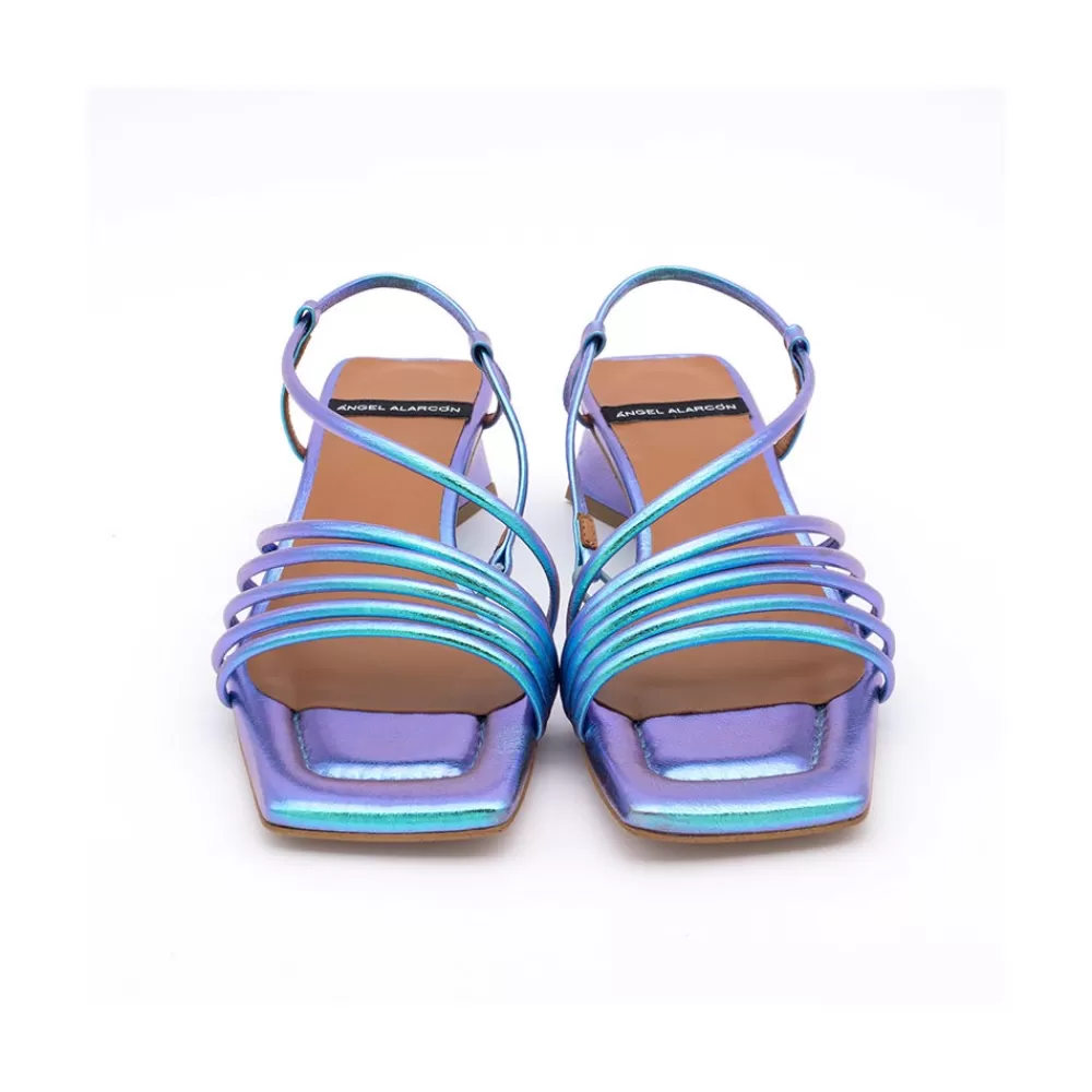 mazzy__sandalia_tornasol_de_tiras_con_tacon_de_diseno_triangular_8.webp Mujer Ángel Alarcón Mazzy - Sandalia Tornasol De Tiras Con Tacon De Diseno Triangular