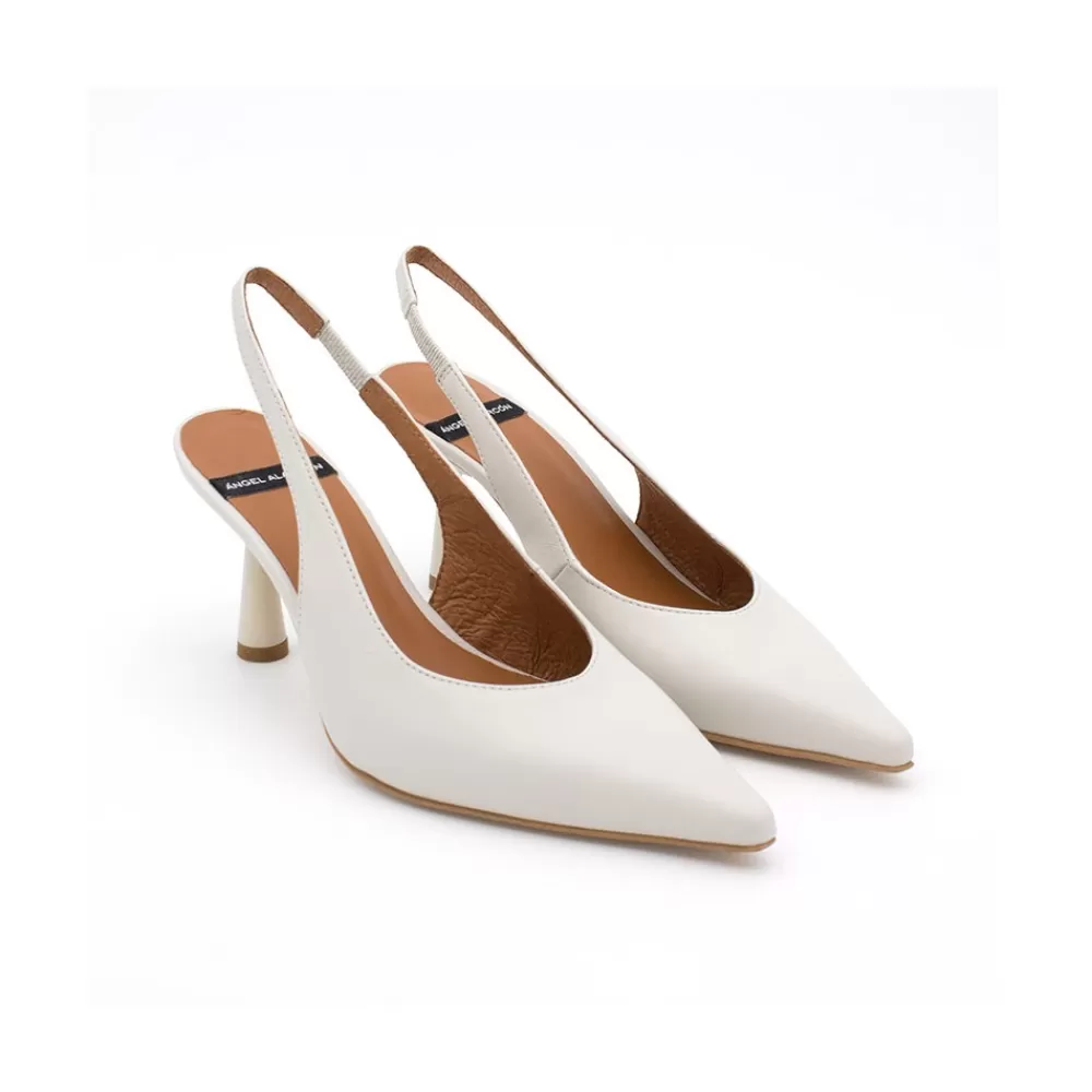 monicamin__stiletto_destalonado_de_piel_con_tacon_medio_3-2.webp Mujer Ángel Alarcón Monicamin - Stiletto Destalonado De Piel Con Tacon Medio