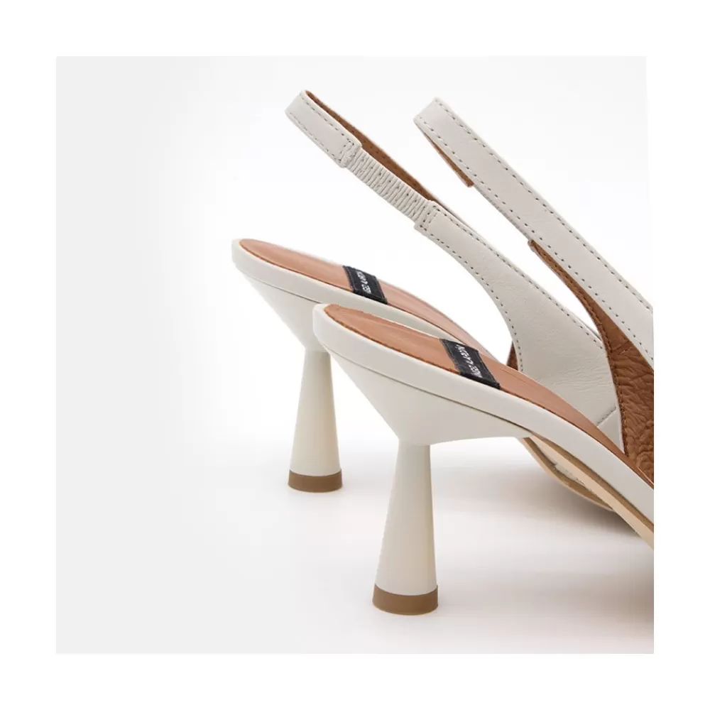 monicamin__stiletto_destalonado_de_piel_con_tacon_medio_5-2.webp Mujer Ángel Alarcón Monicamin - Stiletto Destalonado De Piel Con Tacon Medio