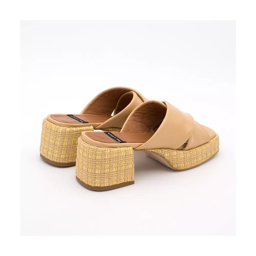 Mujer Ángel Alarcón Muses - Mule De Piel Con Pala Cruzada Con Tacon Ancho Y Plataforma De Rafia
