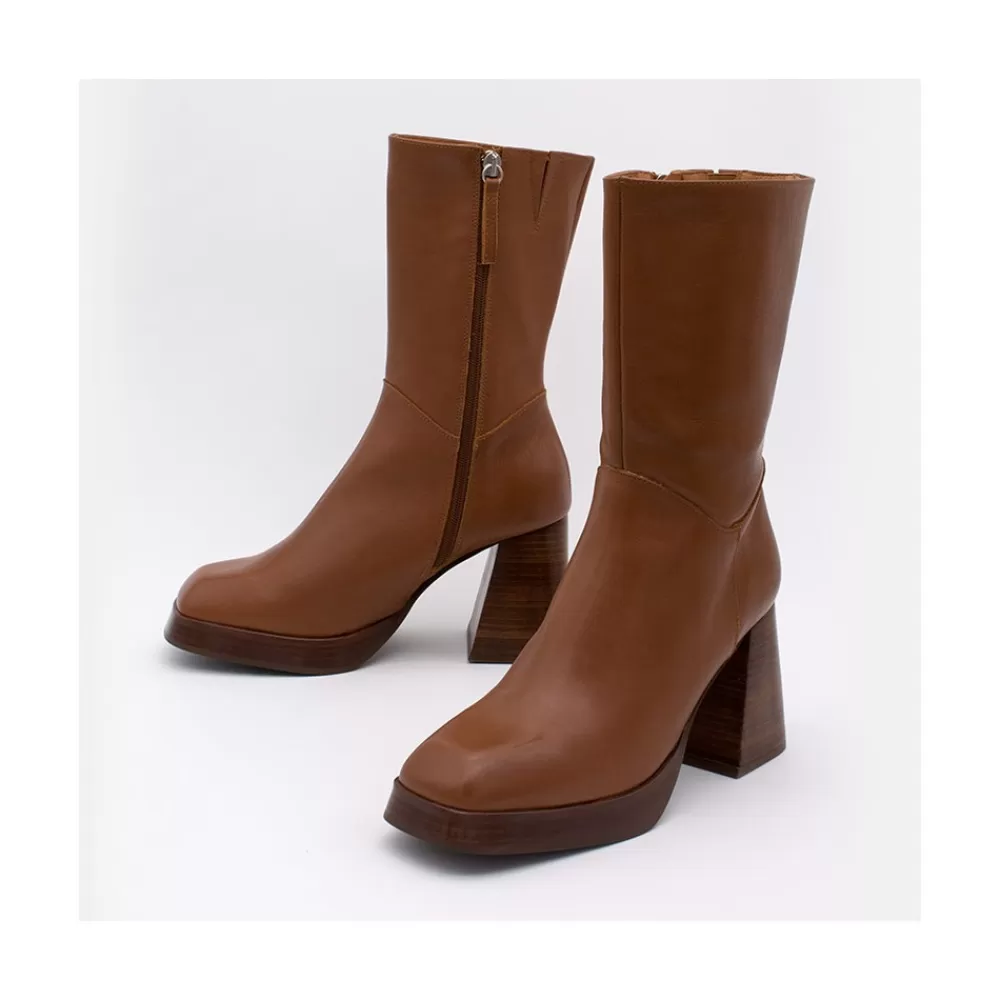 olama__botas_de_mujer_comodas_de_piel_con_tacon_chunky_y_plataforma_2-1.webp Mujer Ángel Alarcón Olama - Botas De Mujer Comodas De Piel Con Tacon Chunky Y Plataforma