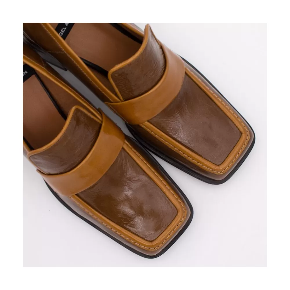 peggy__mocasin_de_piel_brillante_duotono_con_tacon_ancho_3.webp Mujer Ángel Alarcón Peggy - Mocasin De Piel Brillante Duotono Con Tacon Ancho