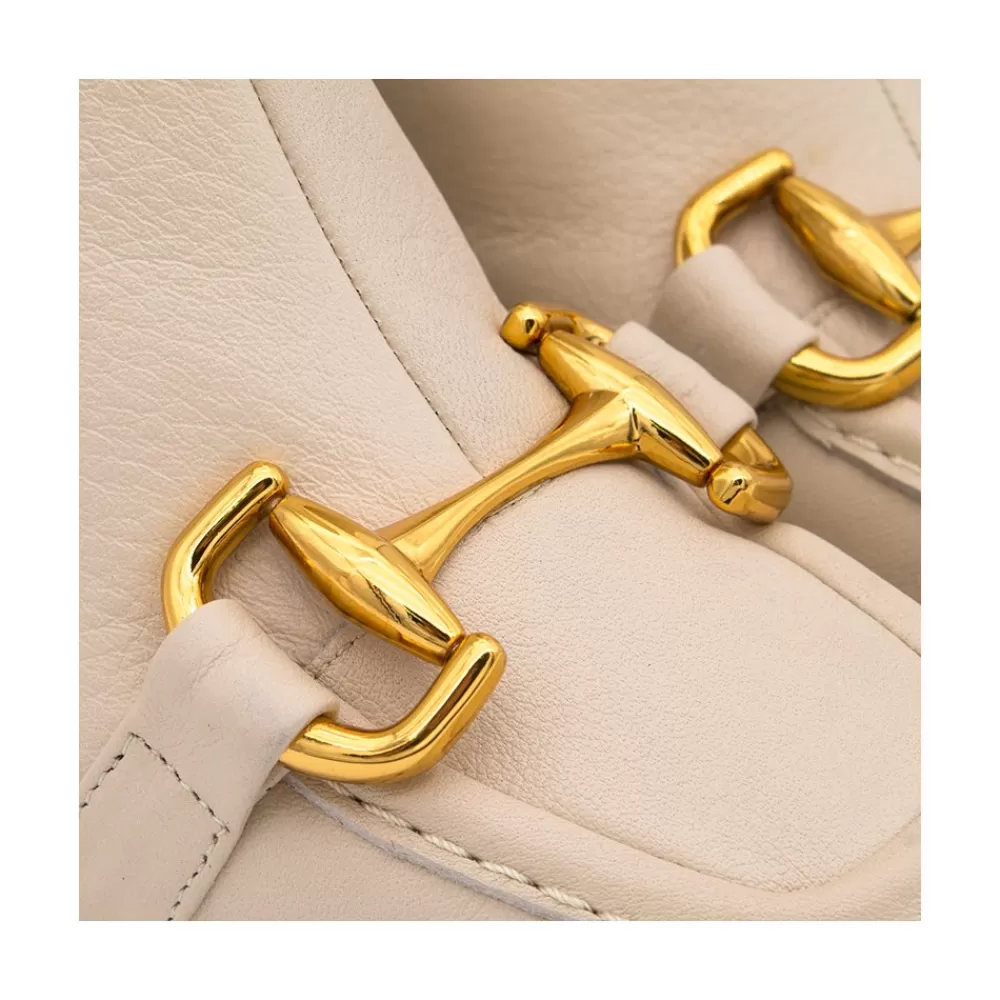 pryor__botin_de_piel_con_adorno_metalico_y_cremallera_4-1.webp Mujer Ángel Alarcón Pryor - Botin De Piel Con Adorno Metalico Y Cremallera