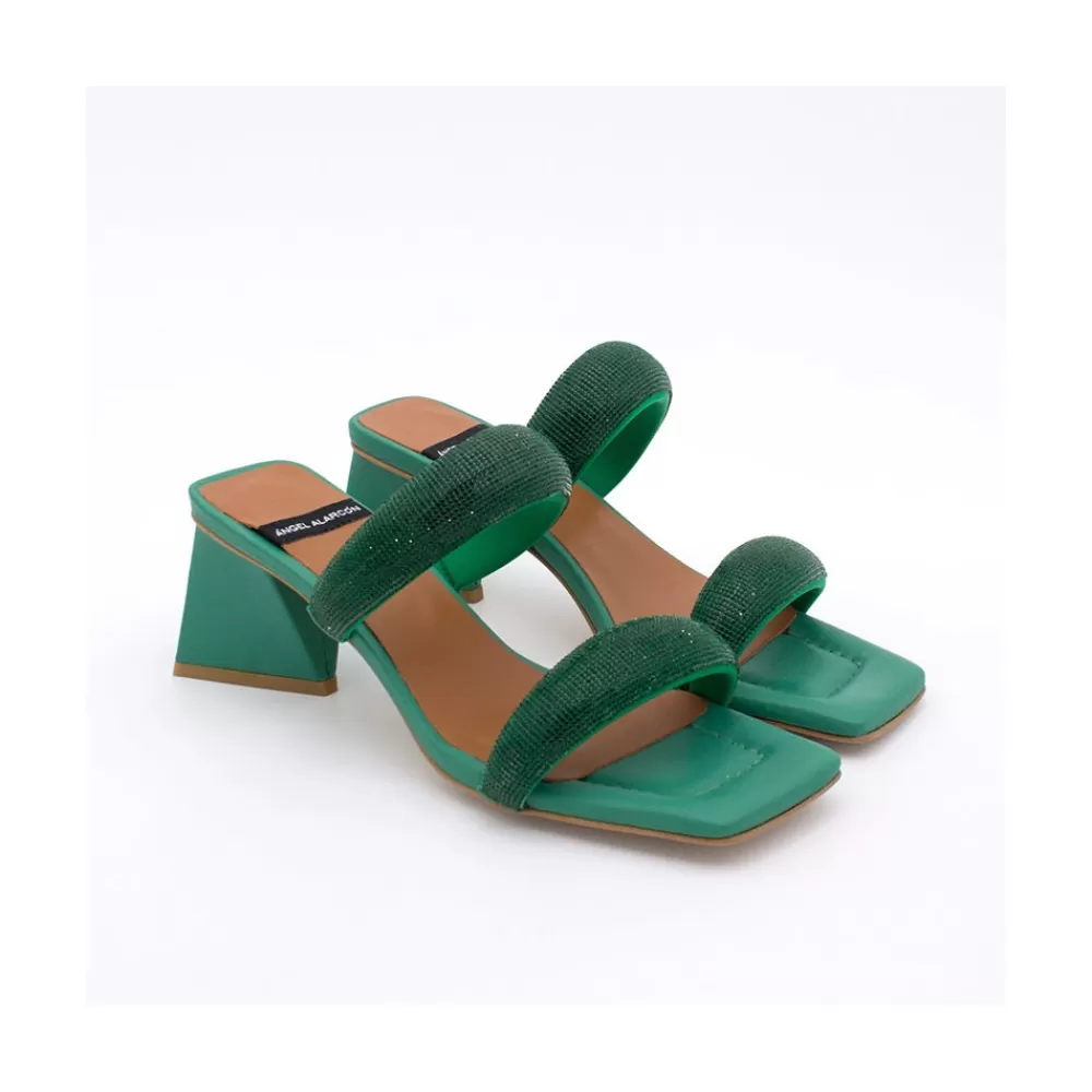 sophie__sandalia_de_tiras_acolchadas_con_cristales_y_tacon_triangular_4.webp Mujer Ángel Alarcón Sophie - Sandalia De Tiras Acolchadas Con Cristales Y Tacon Triangular