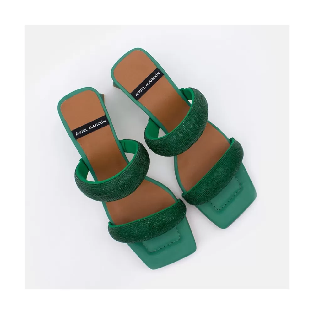 sophie__sandalia_de_tiras_acolchadas_con_cristales_y_tacon_triangular_6.webp Mujer Ángel Alarcón Sophie - Sandalia De Tiras Acolchadas Con Cristales Y Tacon Triangular