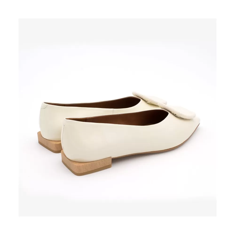 thelma__bailarina_de_punta_fina_con_chapa_forrada_de_adorno_3-1.webp Mujer Ángel Alarcón Thelma - Bailarina De Punta Fina Con Chapa Forrada De Adorno